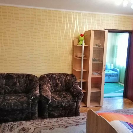 Apartments On Dontsya, 12 Kiev Bagian luar foto