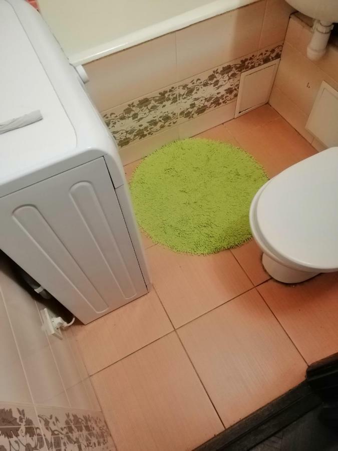 Apartments On Dontsya, 12 Kiev Bagian luar foto