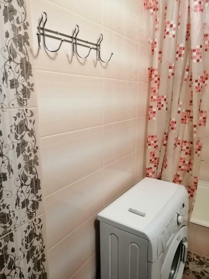 Apartments On Dontsya, 12 Kiev Bagian luar foto